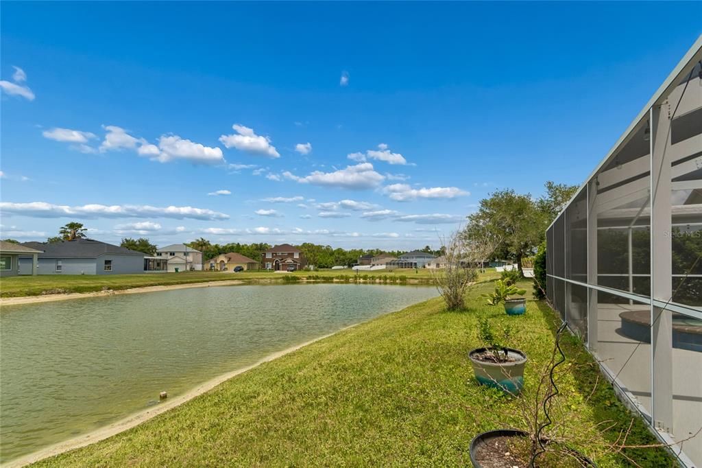 Activo con contrato: $404,999 (3 camas, 2 baños, 1640 Pies cuadrados)