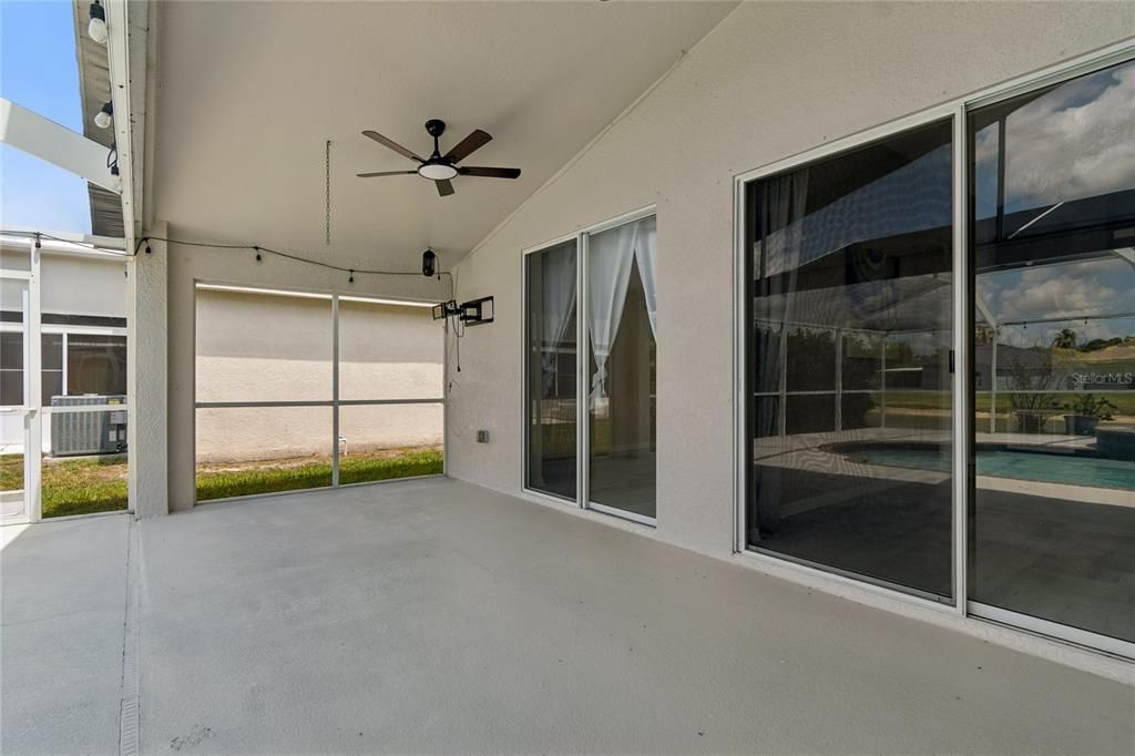 Activo con contrato: $404,999 (3 camas, 2 baños, 1640 Pies cuadrados)