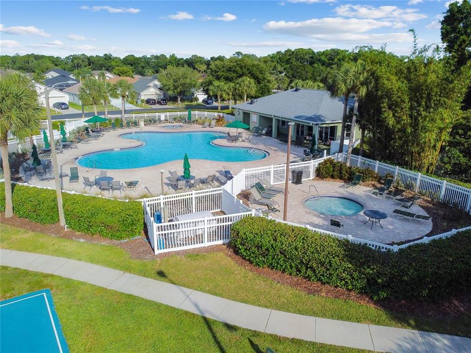 Activo con contrato: $404,999 (3 camas, 2 baños, 1640 Pies cuadrados)