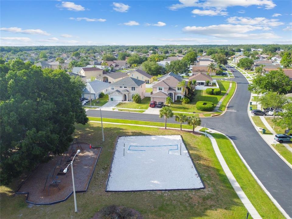 Activo con contrato: $404,999 (3 camas, 2 baños, 1640 Pies cuadrados)