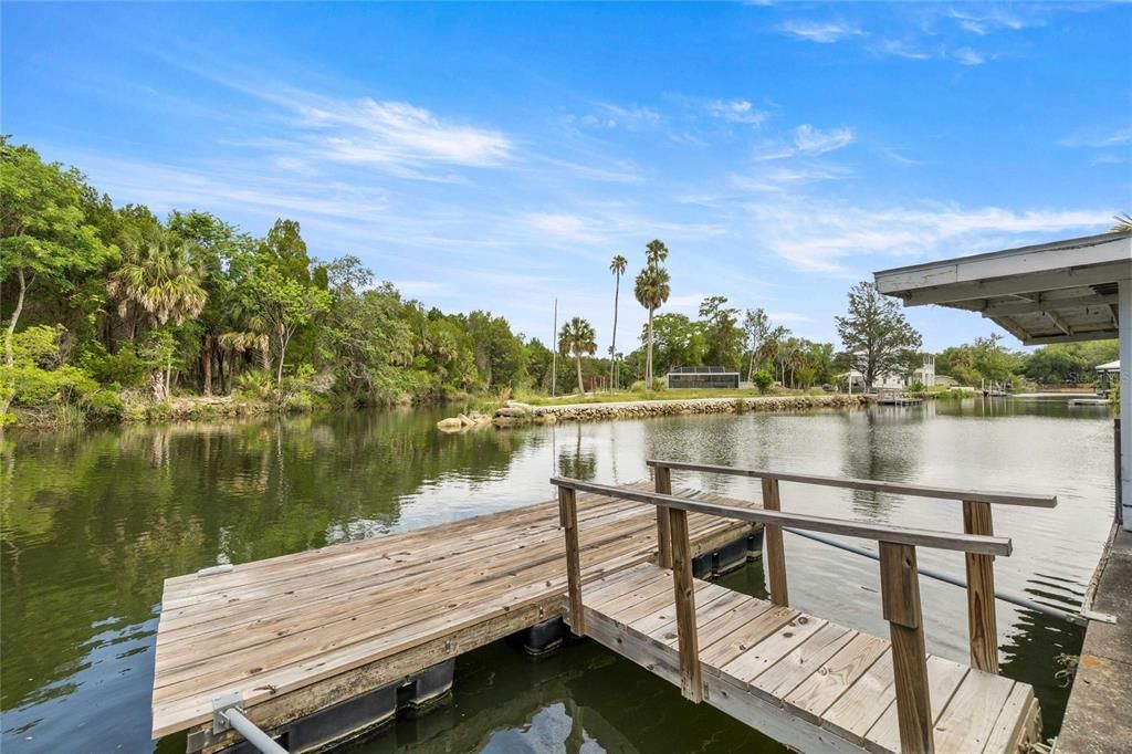 For Sale: $428,000 (3 beds, 3 baths, 1941 Square Feet)