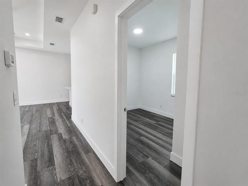 На продажу: $269,000 (3 спален, 2 ванн, 1104 Квадратных фут)
