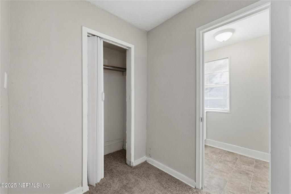 Active With Contract: $105,000 (3 beds, 2 baths, 1320 Square Feet)
