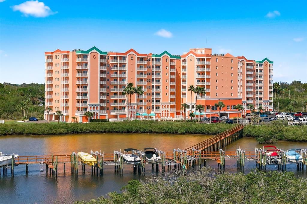 For Sale: $450,000 (2 beds, 2 baths, 1339 Square Feet)