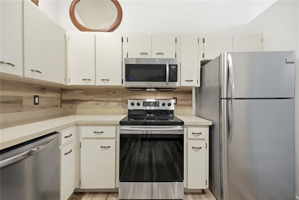 En Venta: $175,000 (2 camas, 2 baños, 1100 Pies cuadrados)