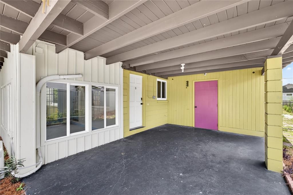 Activo con contrato: $285,000 (2 camas, 1 baños, 874 Pies cuadrados)