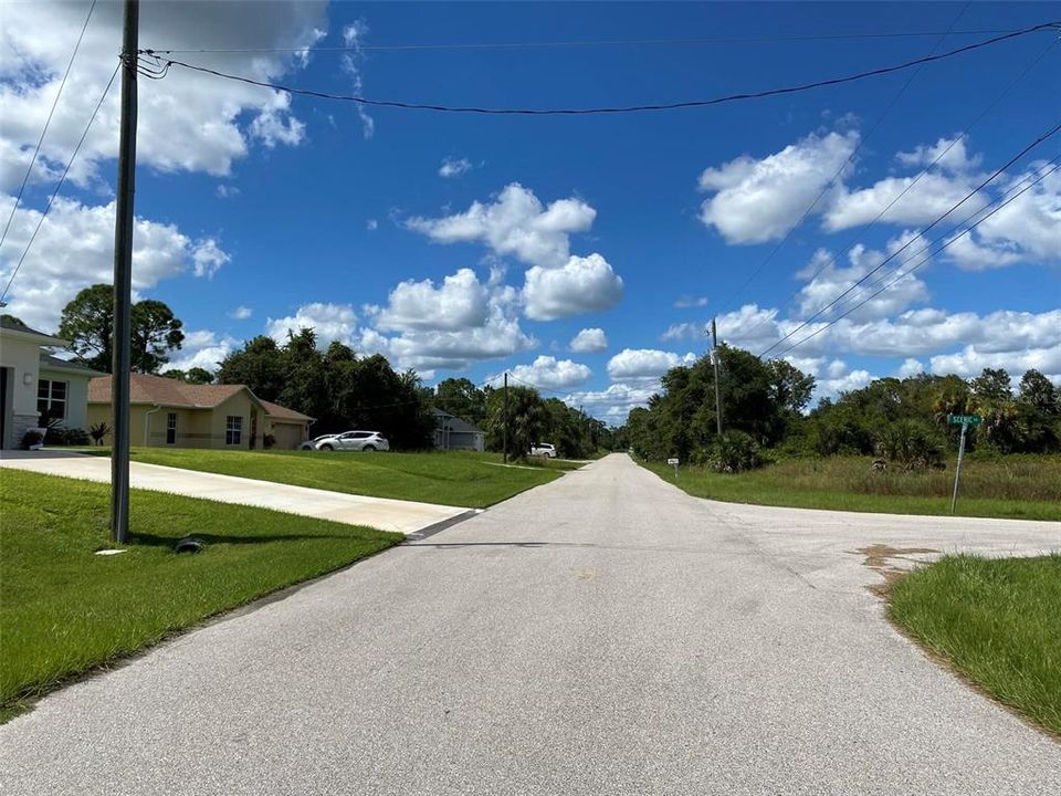 合同活跃: $13,850 (0.23 acres)