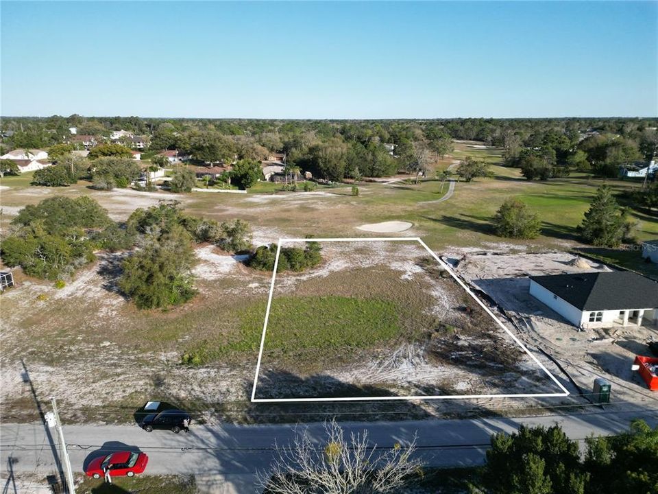 En Venta: $45,000 (0.49 acres)