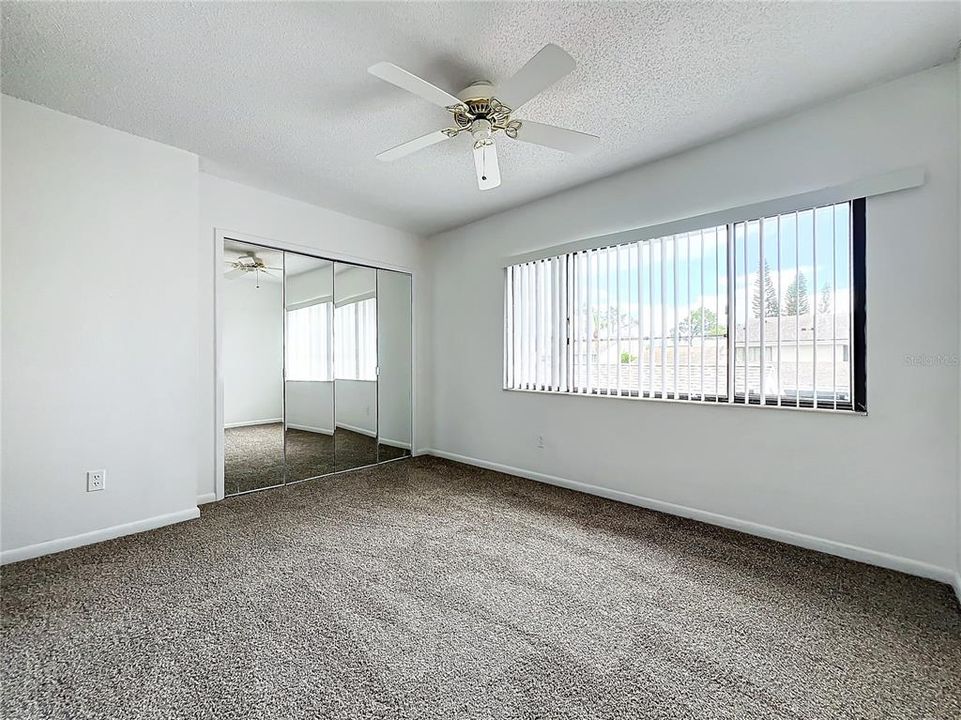 For Sale: $239,000 (2 beds, 2 baths, 1221 Square Feet)