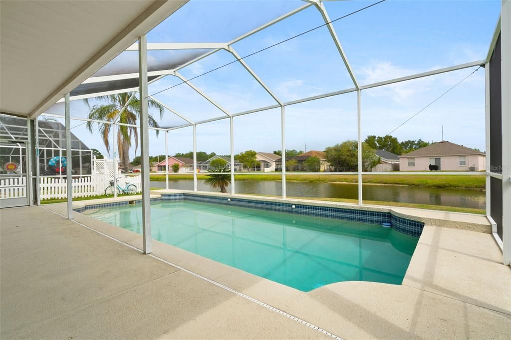For Sale: $459,900 (4 beds, 2 baths, 2033 Square Feet)