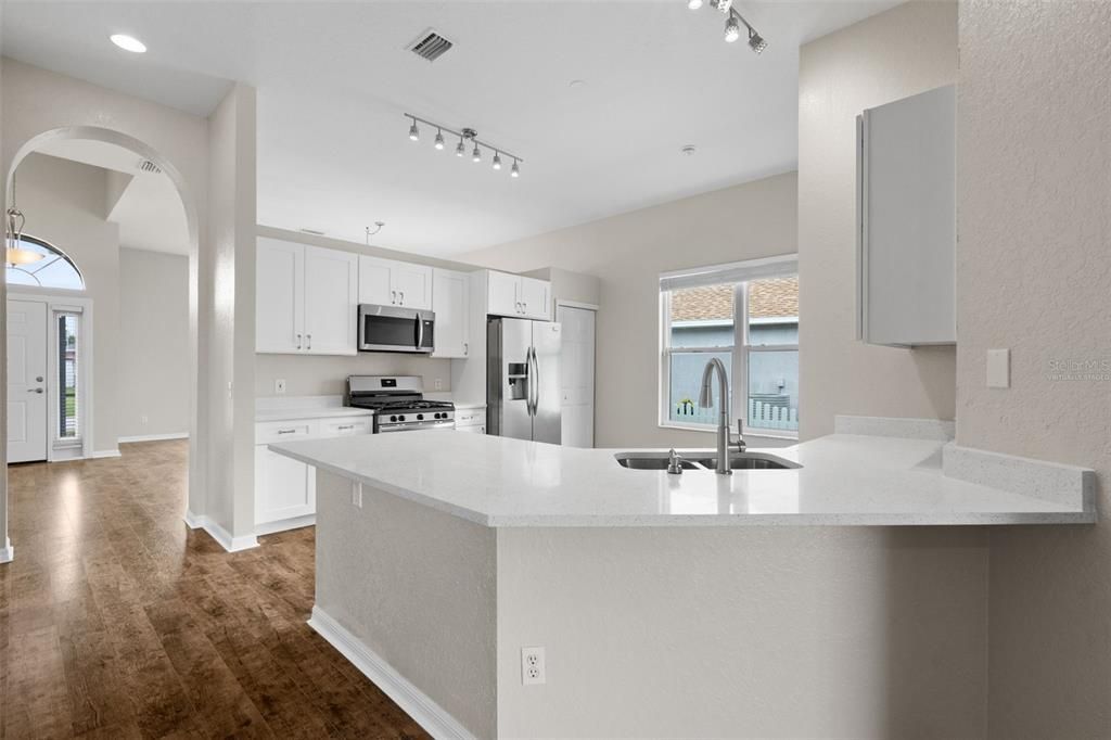 For Sale: $459,900 (4 beds, 2 baths, 2033 Square Feet)