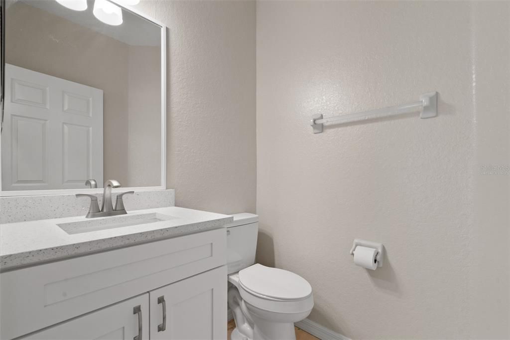 For Sale: $459,900 (4 beds, 2 baths, 2033 Square Feet)