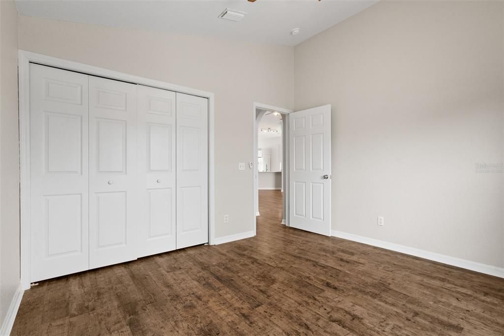 For Sale: $459,900 (4 beds, 2 baths, 2033 Square Feet)