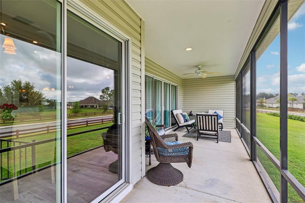 For Sale: $379,000 (3 beds, 2 baths, 1918 Square Feet)
