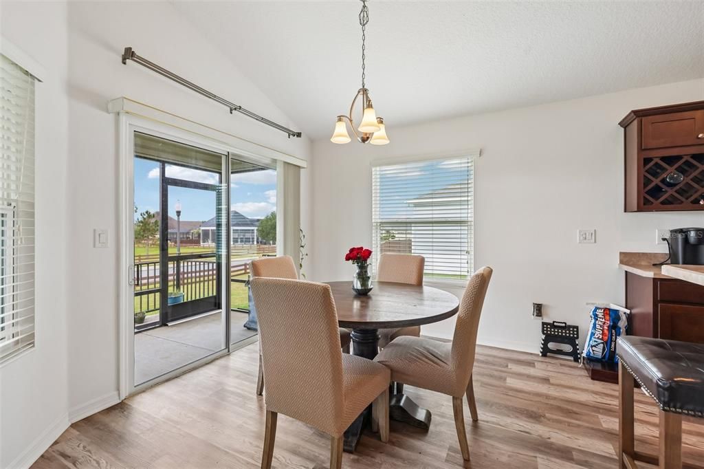 For Sale: $379,000 (3 beds, 2 baths, 1918 Square Feet)