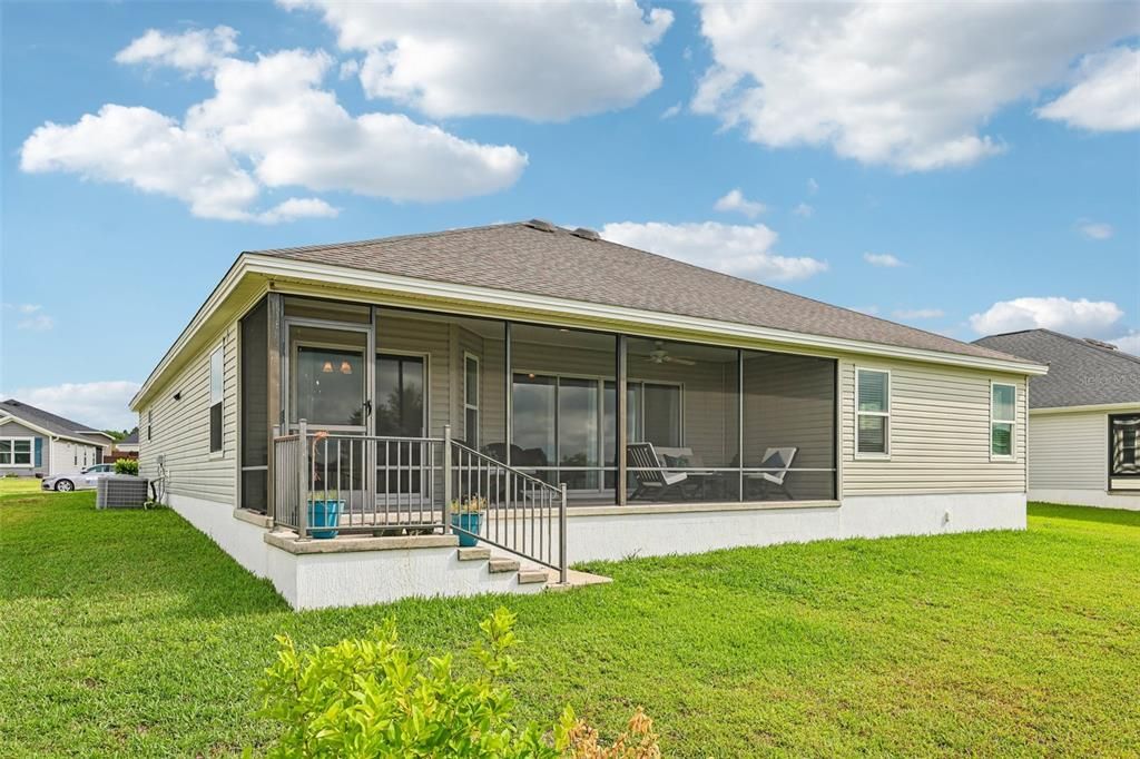 For Sale: $379,000 (3 beds, 2 baths, 1918 Square Feet)