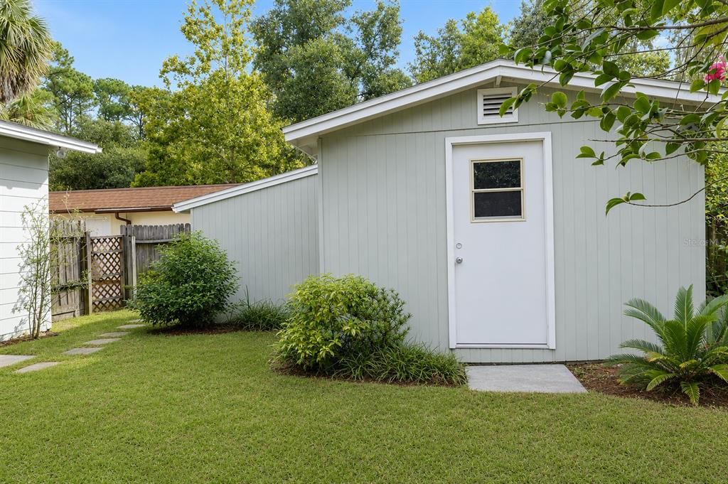 For Sale: $410,000 (3 beds, 2 baths, 1765 Square Feet)