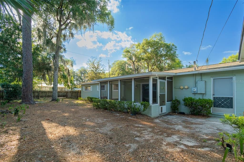 For Sale: $410,000 (3 beds, 2 baths, 1765 Square Feet)