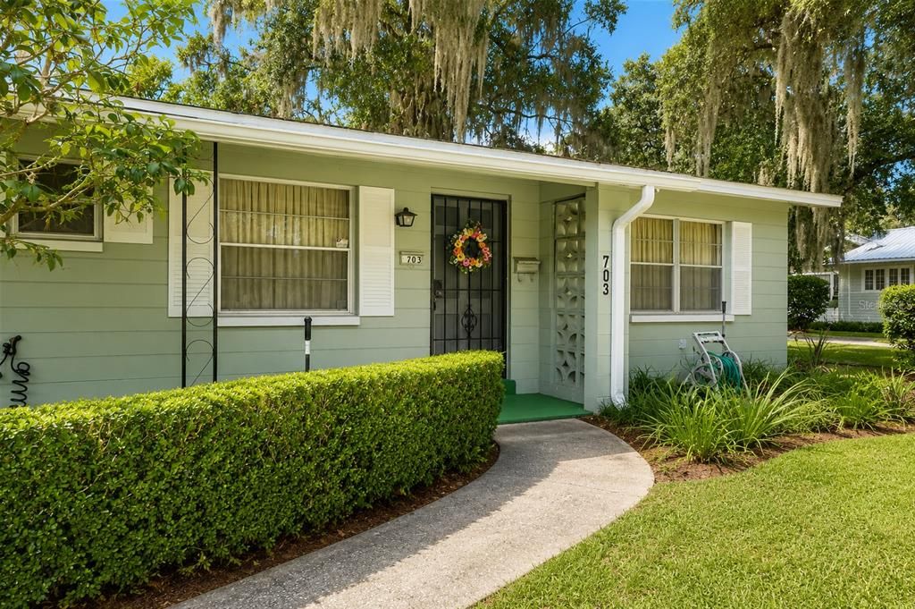For Sale: $410,000 (3 beds, 2 baths, 1765 Square Feet)