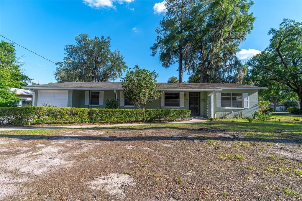 For Sale: $410,000 (3 beds, 2 baths, 1765 Square Feet)