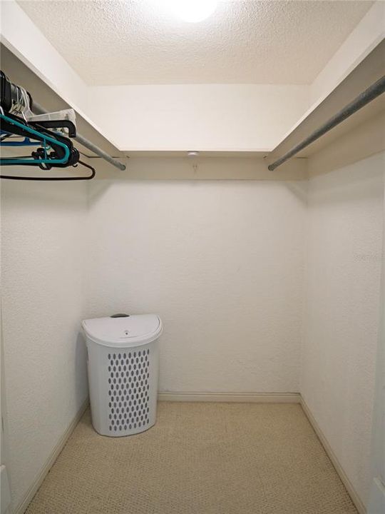 For Sale: $459,000 (1 beds, 1 baths, 1036 Square Feet)