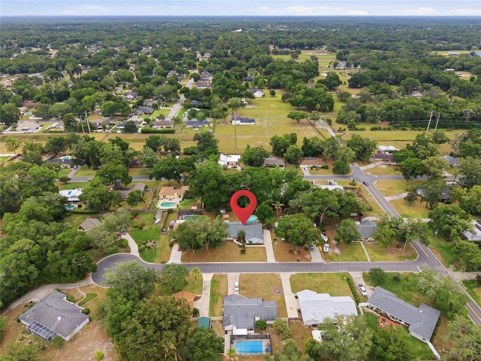 Activo con contrato: $375,000 (3 camas, 2 baños, 1981 Pies cuadrados)