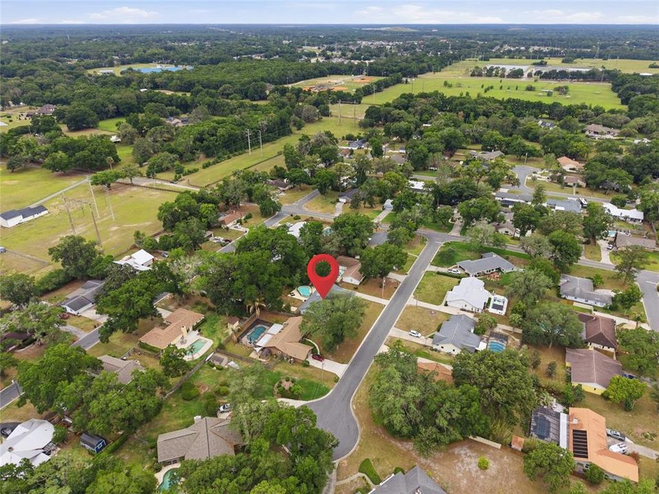Activo con contrato: $375,000 (3 camas, 2 baños, 1981 Pies cuadrados)