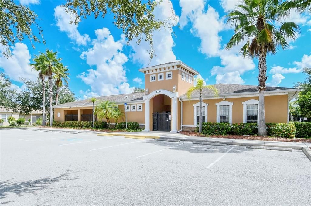 Active With Contract: $479,000 (3 beds, 2 baths, 1540 Square Feet)