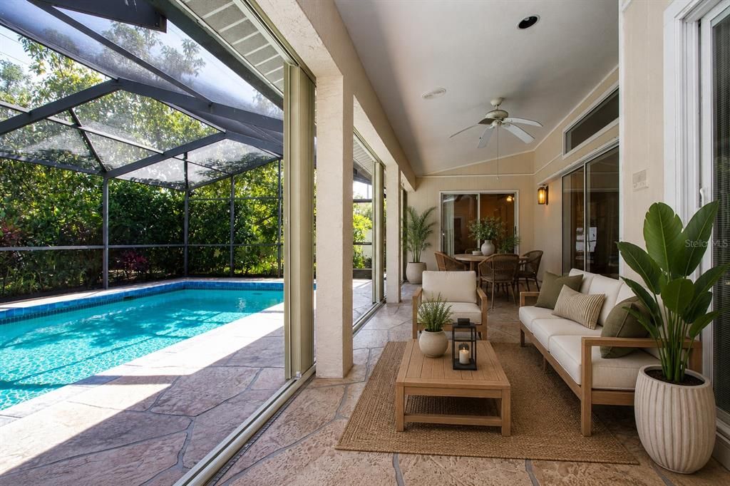 Active With Contract: $529,900 (3 beds, 2 baths, 1975 Square Feet)