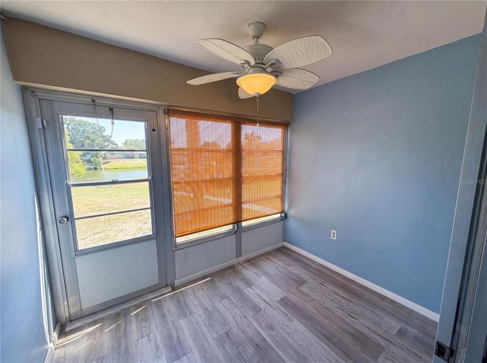 For Sale: $85,000 (1 beds, 1 baths, 690 Square Feet)