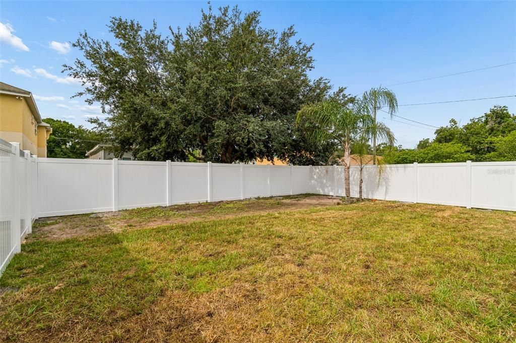 Activo con contrato: $299,900 (3 camas, 2 baños, 1248 Pies cuadrados)