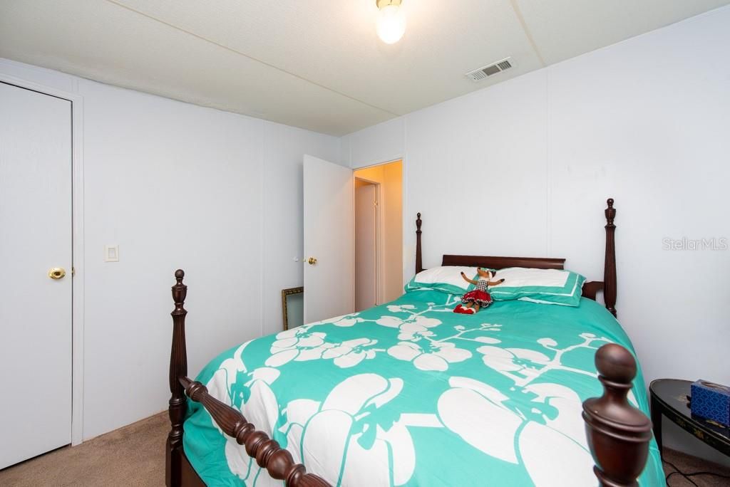 En Venta: $125,000 (3 camas, 2 baños, 1296 Pies cuadrados)