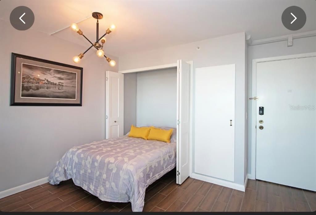 For Rent: $2,600 (1 beds, 1 baths, 760 Square Feet)