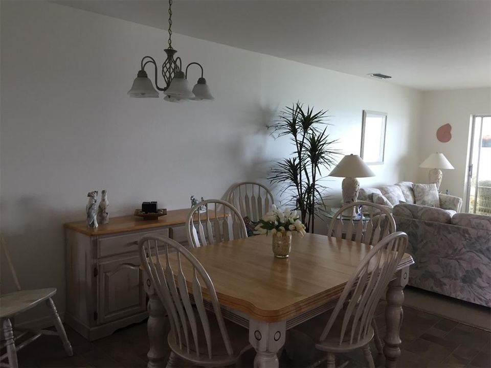 В аренду: $1,850 (1 спален, 1 ванн, 957 Квадратных фут)
