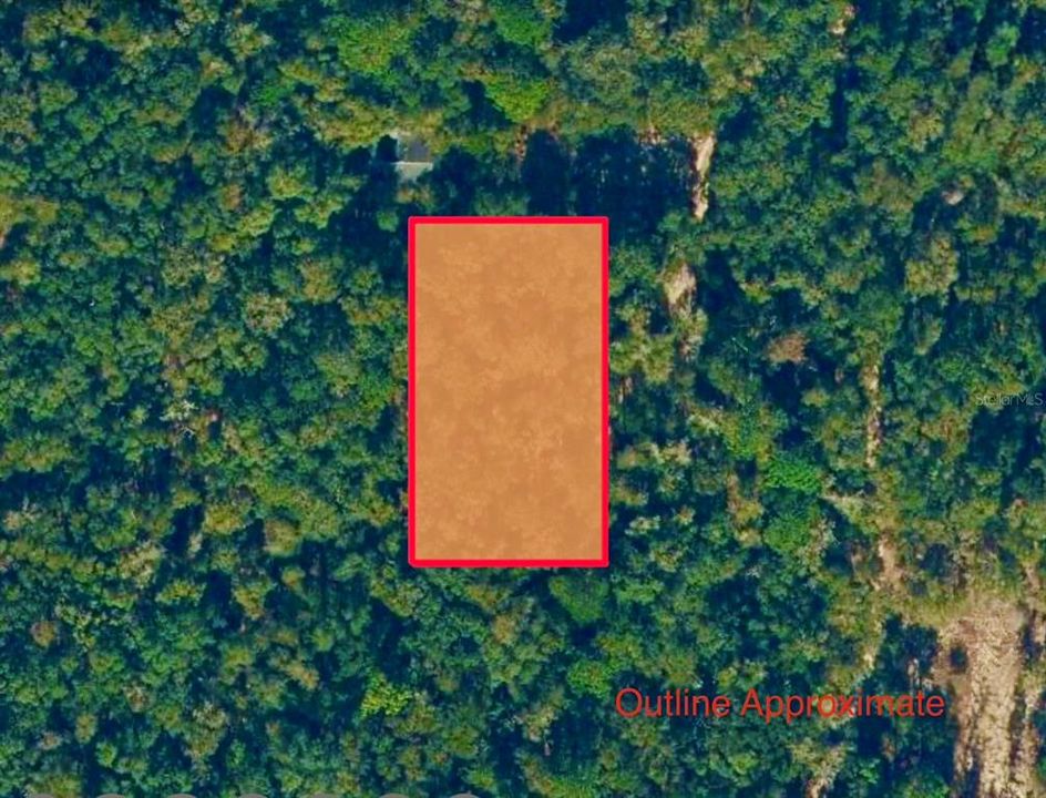 En Venta: $9,900 (0.50 acres)