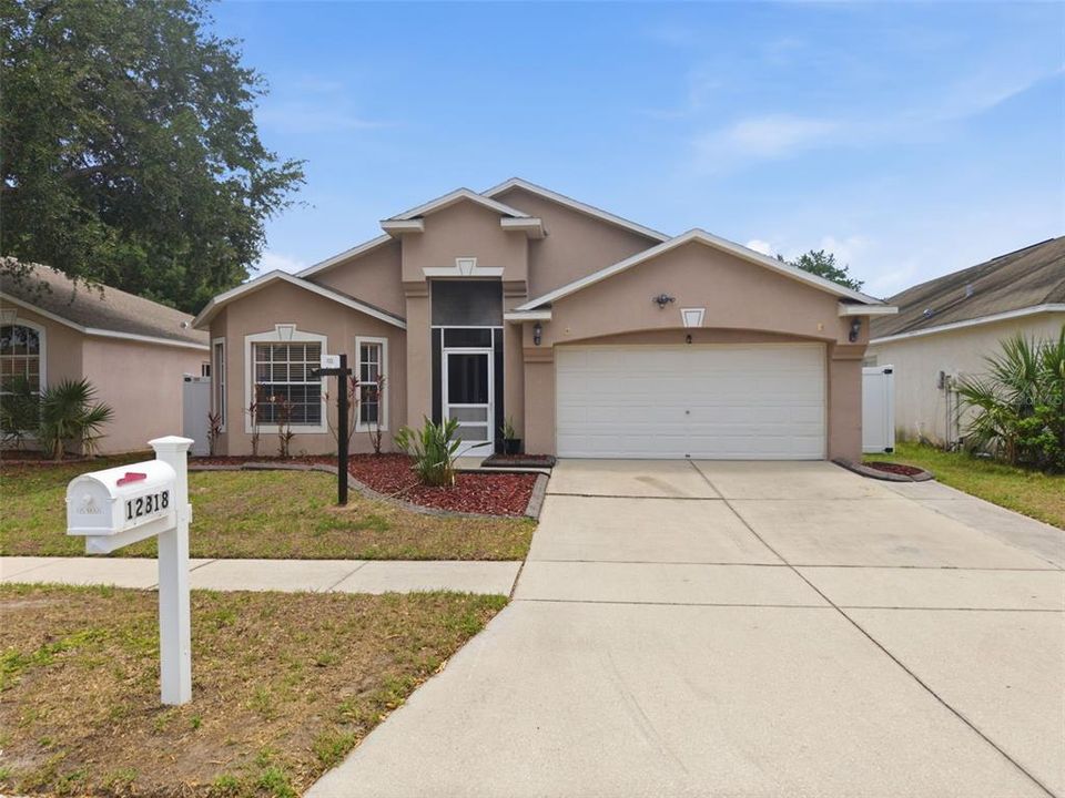 For Sale: $349,999 (4 beds, 3 baths, 1808 Square Feet)