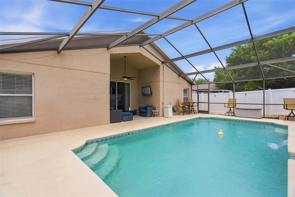 For Sale: $349,999 (4 beds, 3 baths, 1808 Square Feet)