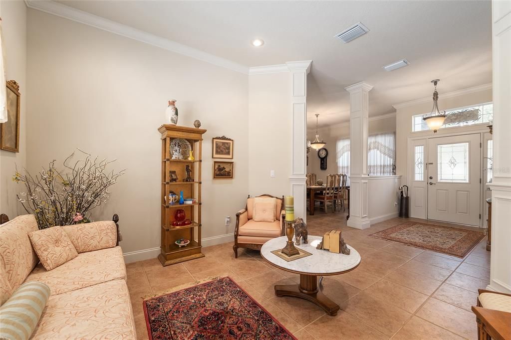 En Venta: $569,000 (4 camas, 3 baños, 2545 Pies cuadrados)