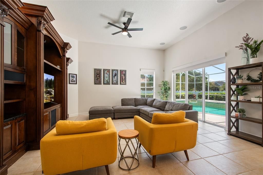For Sale: $498,000 (4 beds, 2 baths, 2508 Square Feet)