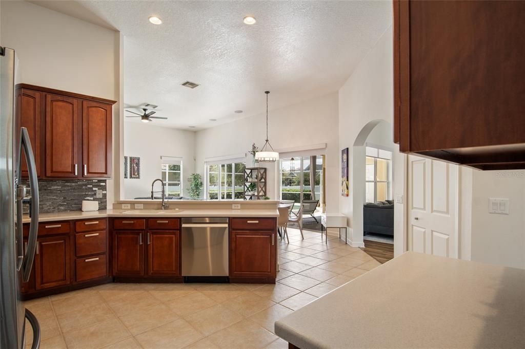 For Sale: $498,000 (4 beds, 2 baths, 2508 Square Feet)
