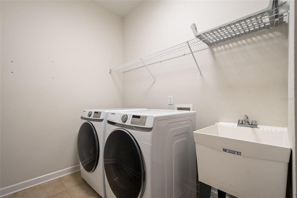 For Sale: $498,000 (4 beds, 2 baths, 2508 Square Feet)
