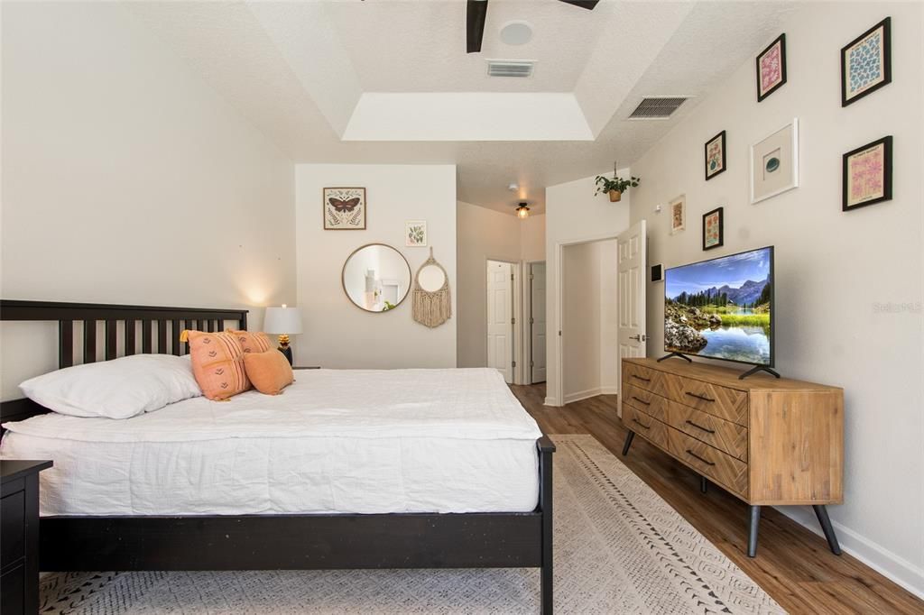For Sale: $498,000 (4 beds, 2 baths, 2508 Square Feet)