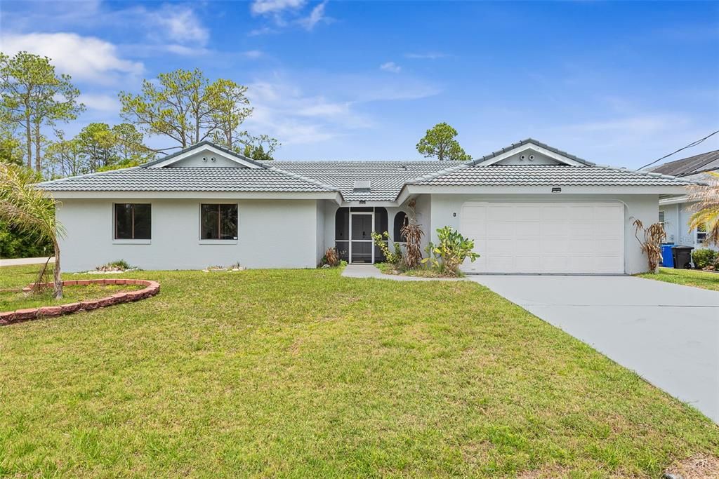 Activo con contrato: $515,000 (4 camas, 3 baños, 1972 Pies cuadrados)