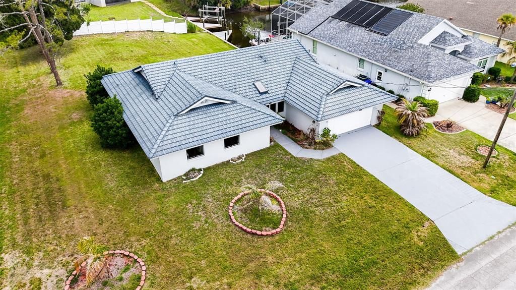 Activo con contrato: $515,000 (4 camas, 3 baños, 1972 Pies cuadrados)