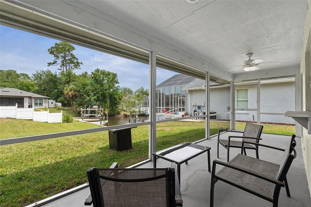 Activo con contrato: $515,000 (4 camas, 3 baños, 1972 Pies cuadrados)