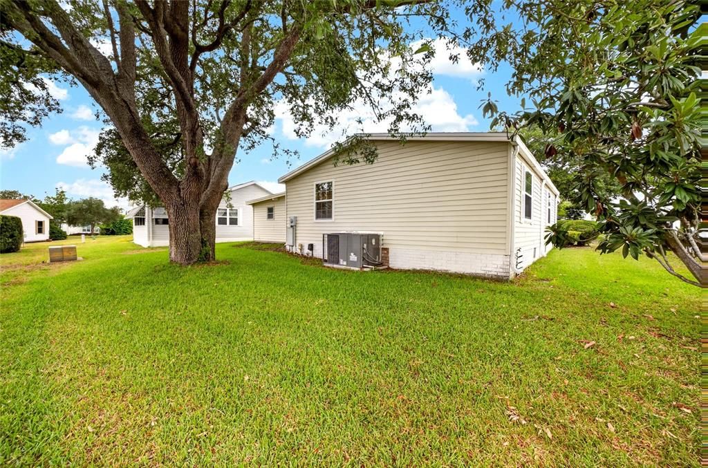 На продажу: $179,000 (2 спален, 1 ванн, 936 Квадратных фут)