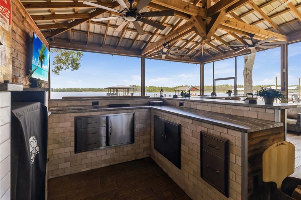For Sale: $1,290,000 (4 beds, 3 baths, 3535 Square Feet)