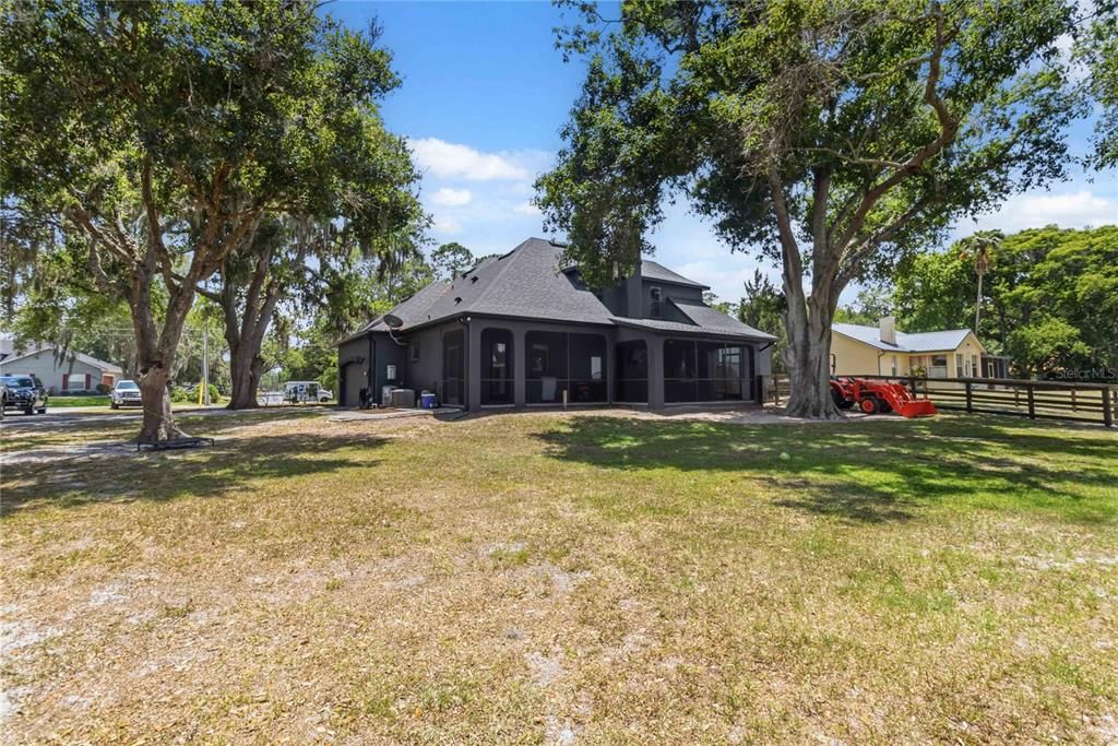 For Sale: $1,290,000 (4 beds, 3 baths, 3535 Square Feet)