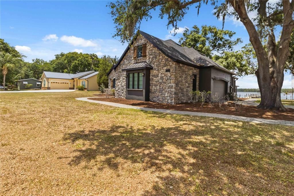 For Sale: $1,290,000 (4 beds, 3 baths, 3535 Square Feet)