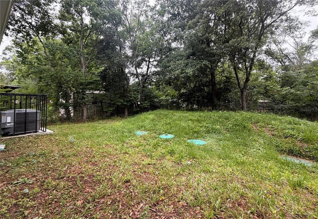For Sale: $319,000 (4 beds, 2 baths, 1660 Square Feet)